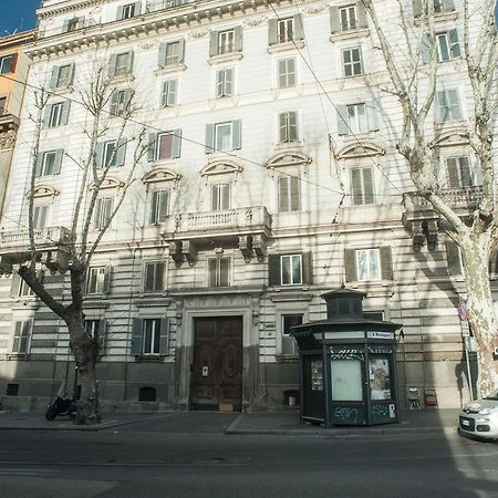 Crossing Roma 1 Hotel Exterior photo